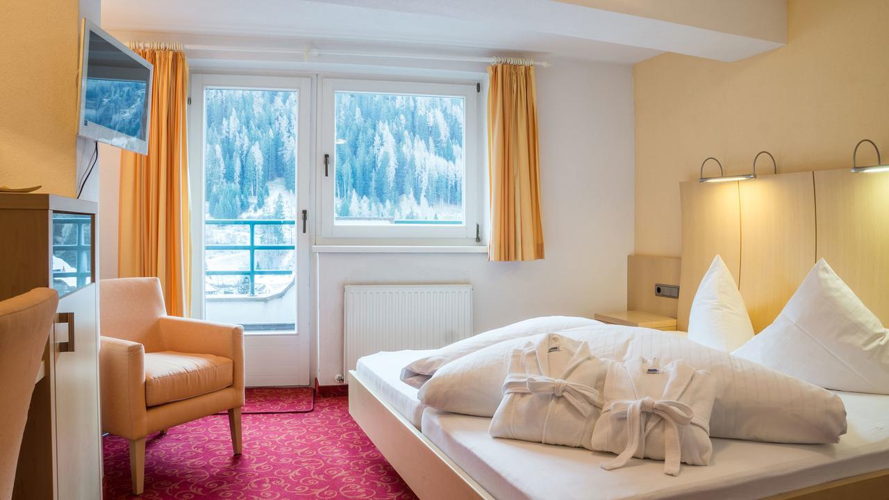 Haus Battisti Otel Sankt Anton am Arlberg Dış mekan fotoğraf