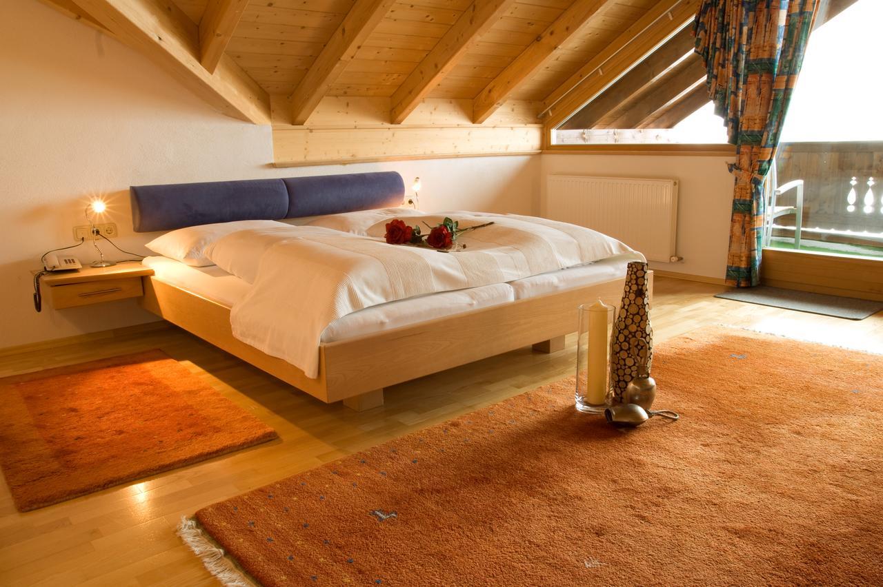 Haus Battisti Otel Sankt Anton am Arlberg Dış mekan fotoğraf
